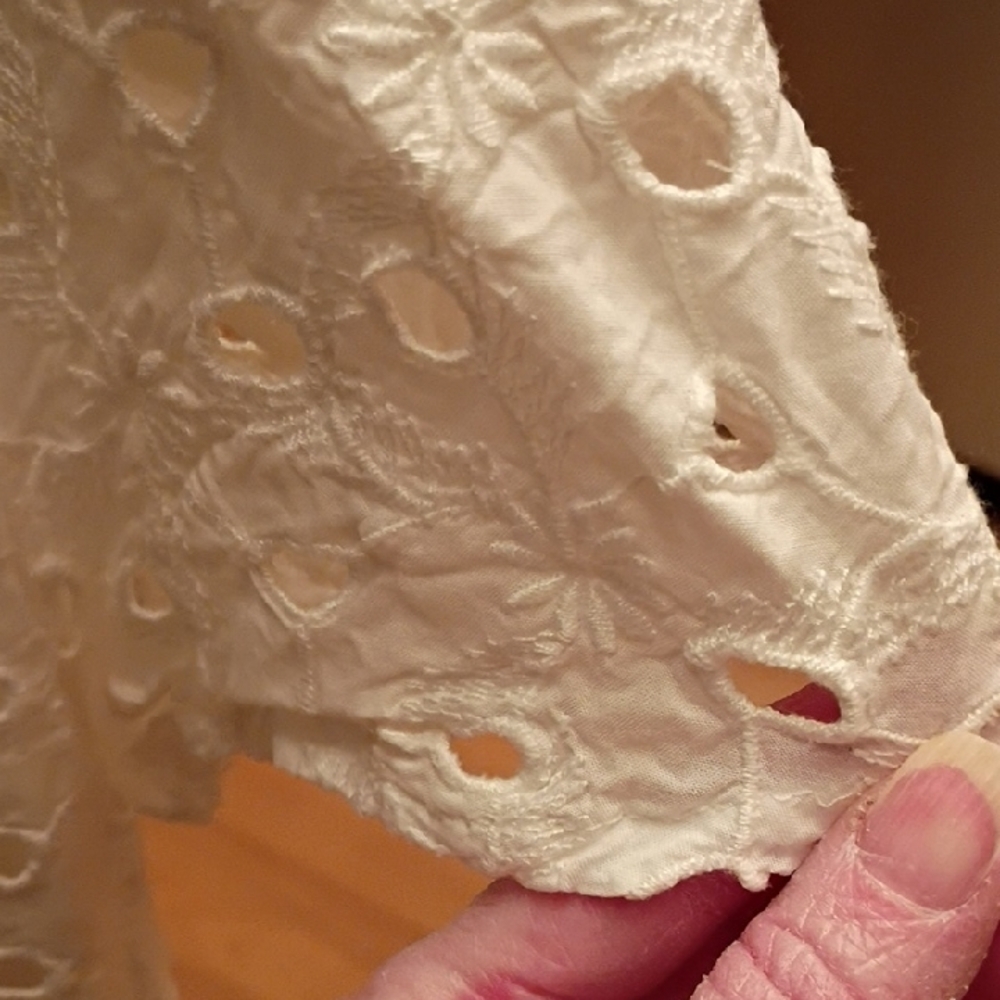 Market & Spruce White Eyelet Blouse - Picture 4 of 7